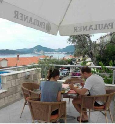 Bmv Room For 2-3 Persons Sveti Stefan Exterior photo