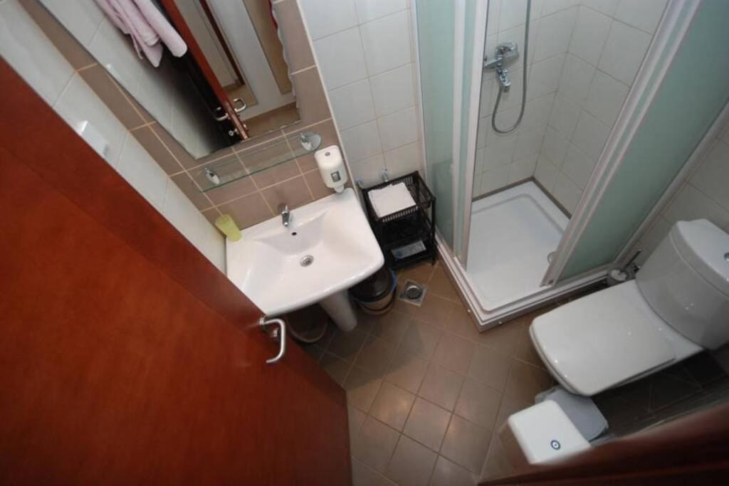 Bmv Room For 2-3 Persons Sveti Stefan Exterior photo